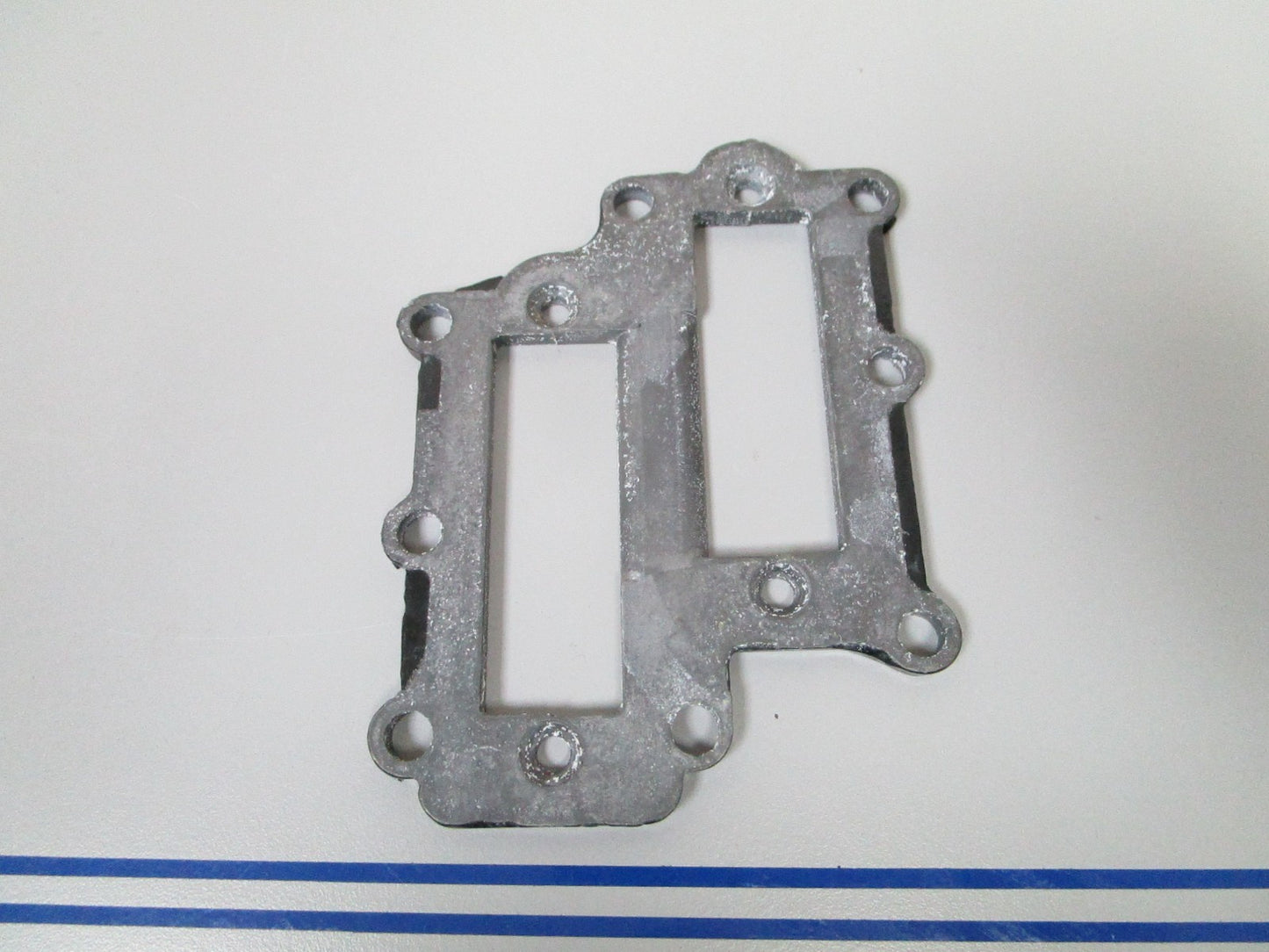 NEW OEM 8198071 Mercury Quicksilver Force Deflector Plate 0720
