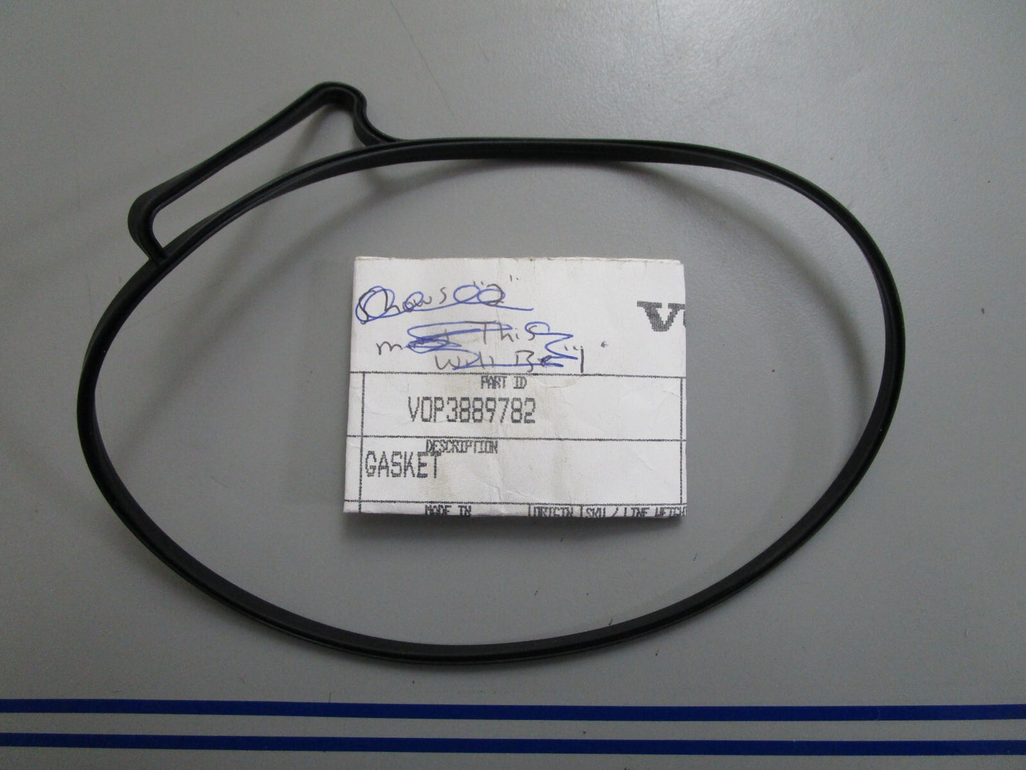 *NEW OEM* 0720 Volvo Penta Gasket 3889782
