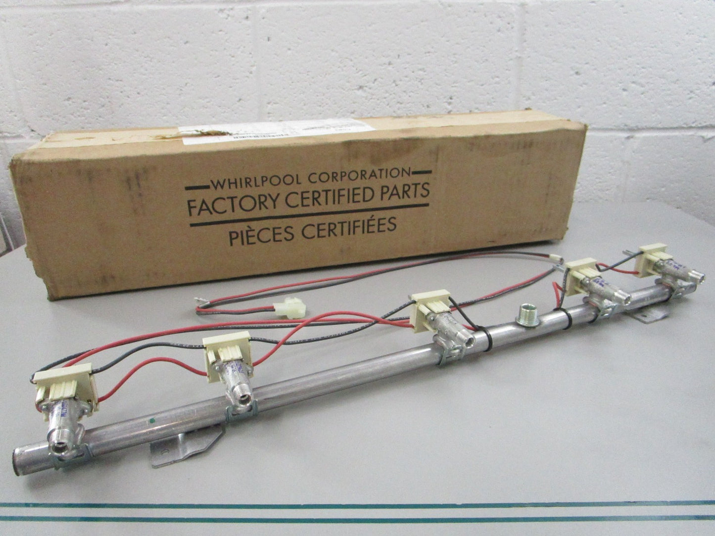 NEW OEM W10413870 WPW10413870 Whirlpool Manifold 0810
