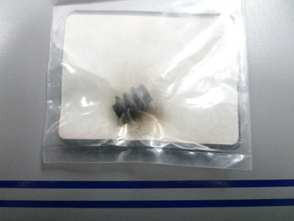 *NEW OEM* 0810 OMC Johnson Evinrude Cap 5033091