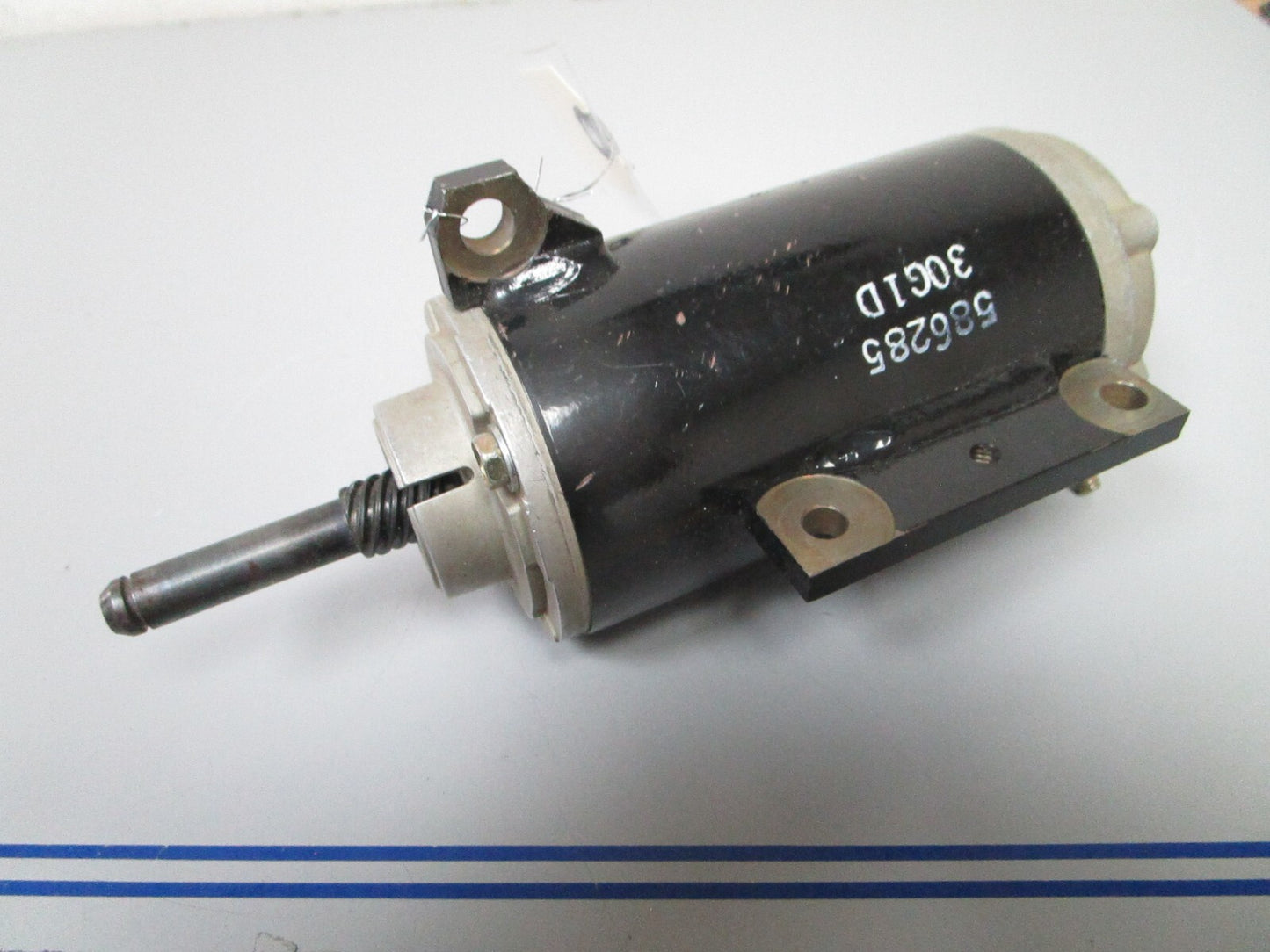 *NEW OEM* 0720 OMC Johnson Evinrude Starter Assembly 586285 0586285