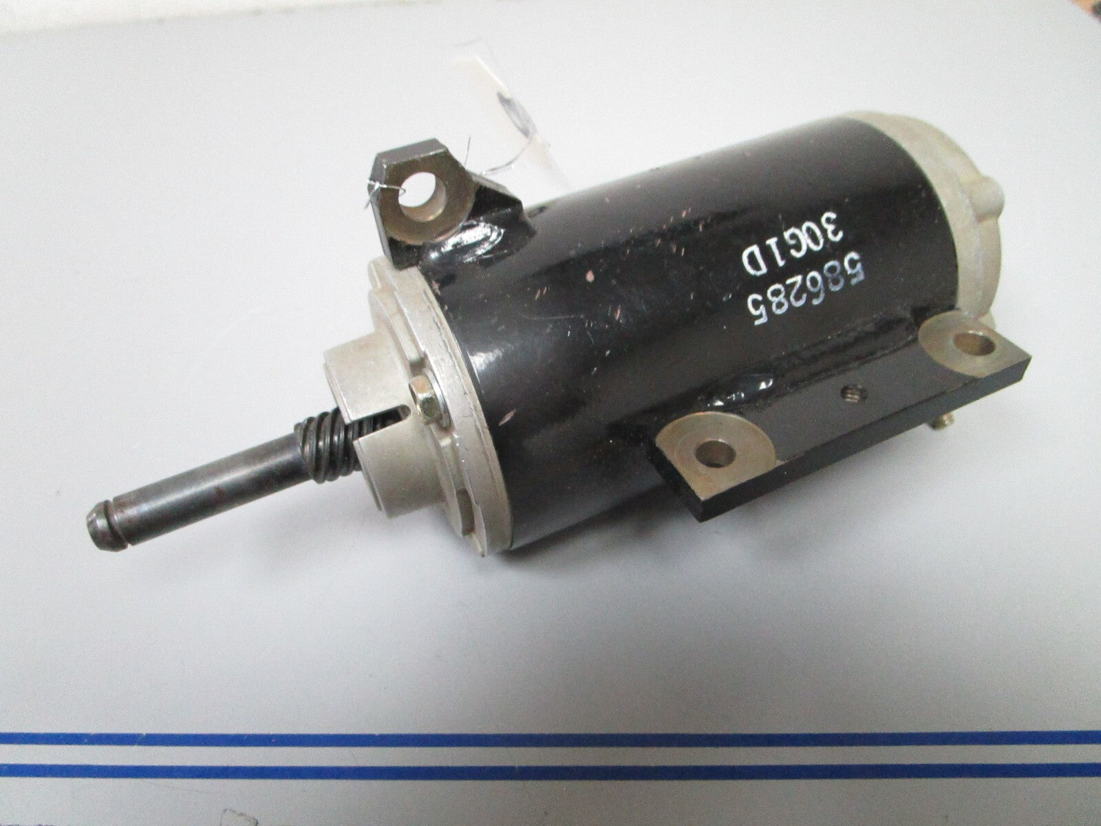 *NEW OEM* 0720 OMC Johnson Evinrude Starter Assembly 586285 0586285