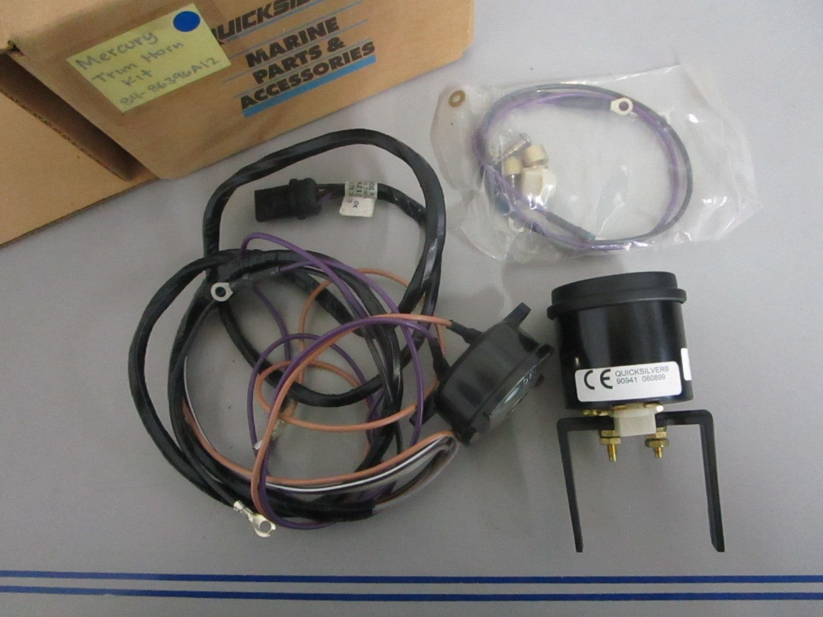 NEW OEM 84-86396A12 Mercury Quicksilver Trim Horn Kit 0820