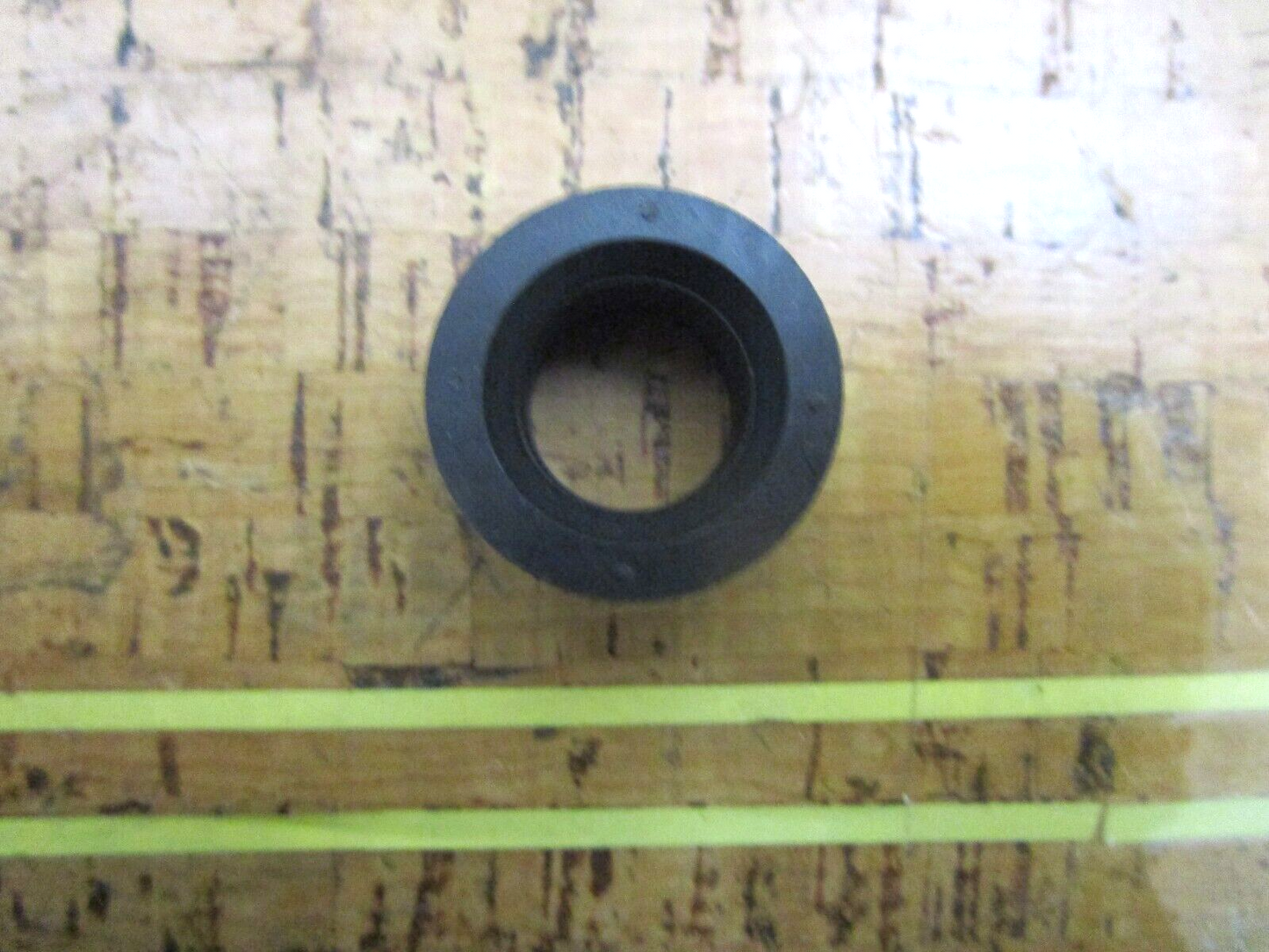 *NEW OEM* 0750 OMC Johnson Evinrude GROMMET HSG 314832 0314832