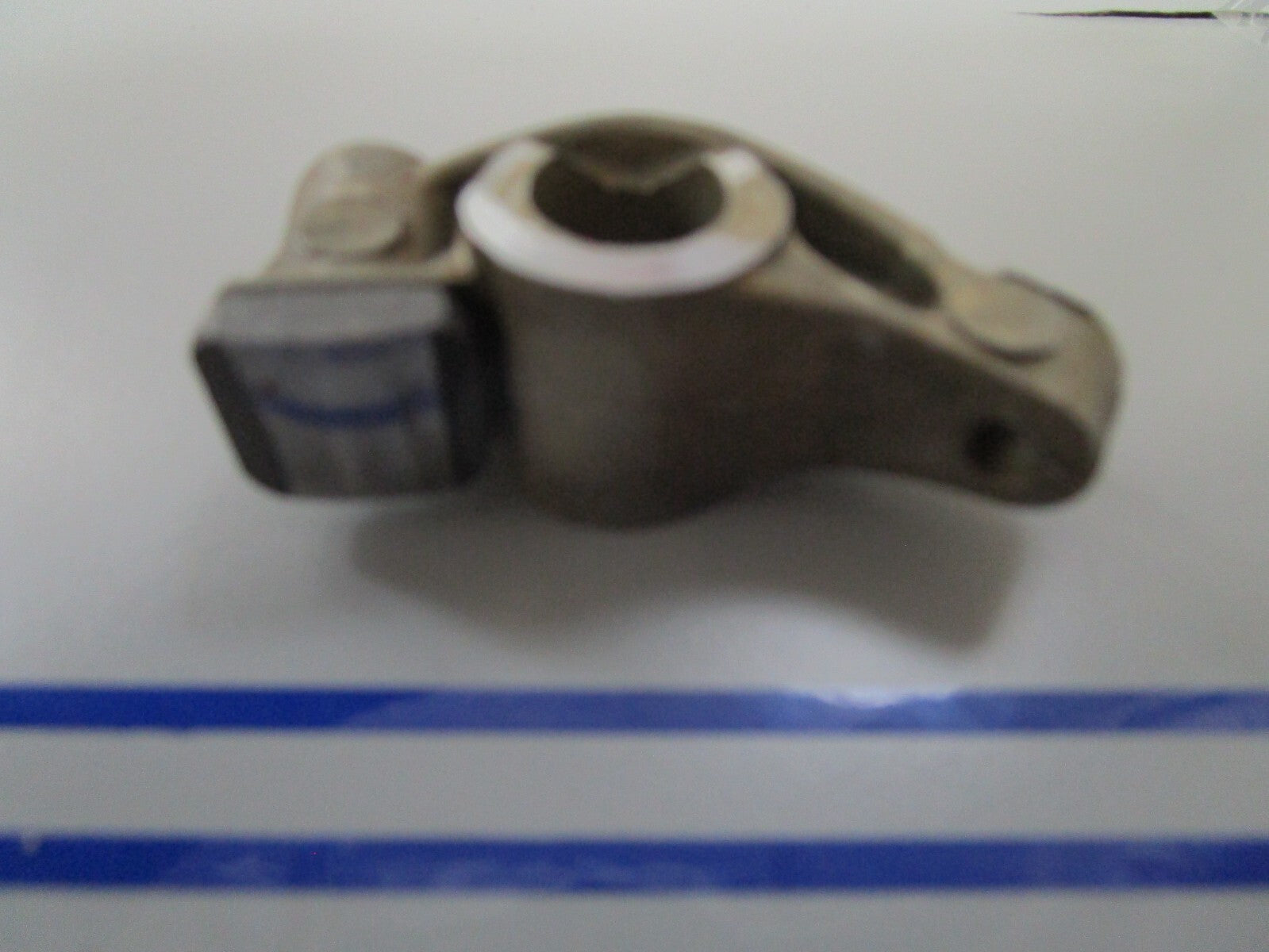 *NEW OEM* 0810 OMC Johnson Evinrude Rocker Arm 438264 0438264