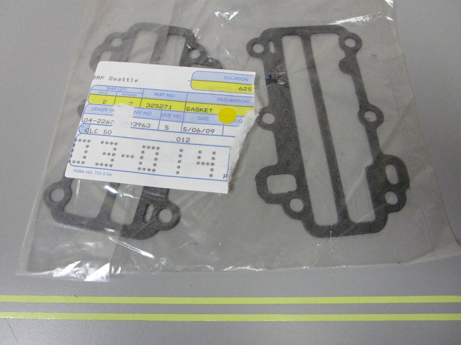 *NEW OEM* (LOT OF 2) 0810 OMC Johnson Evinrude Gasket 325271 0325271