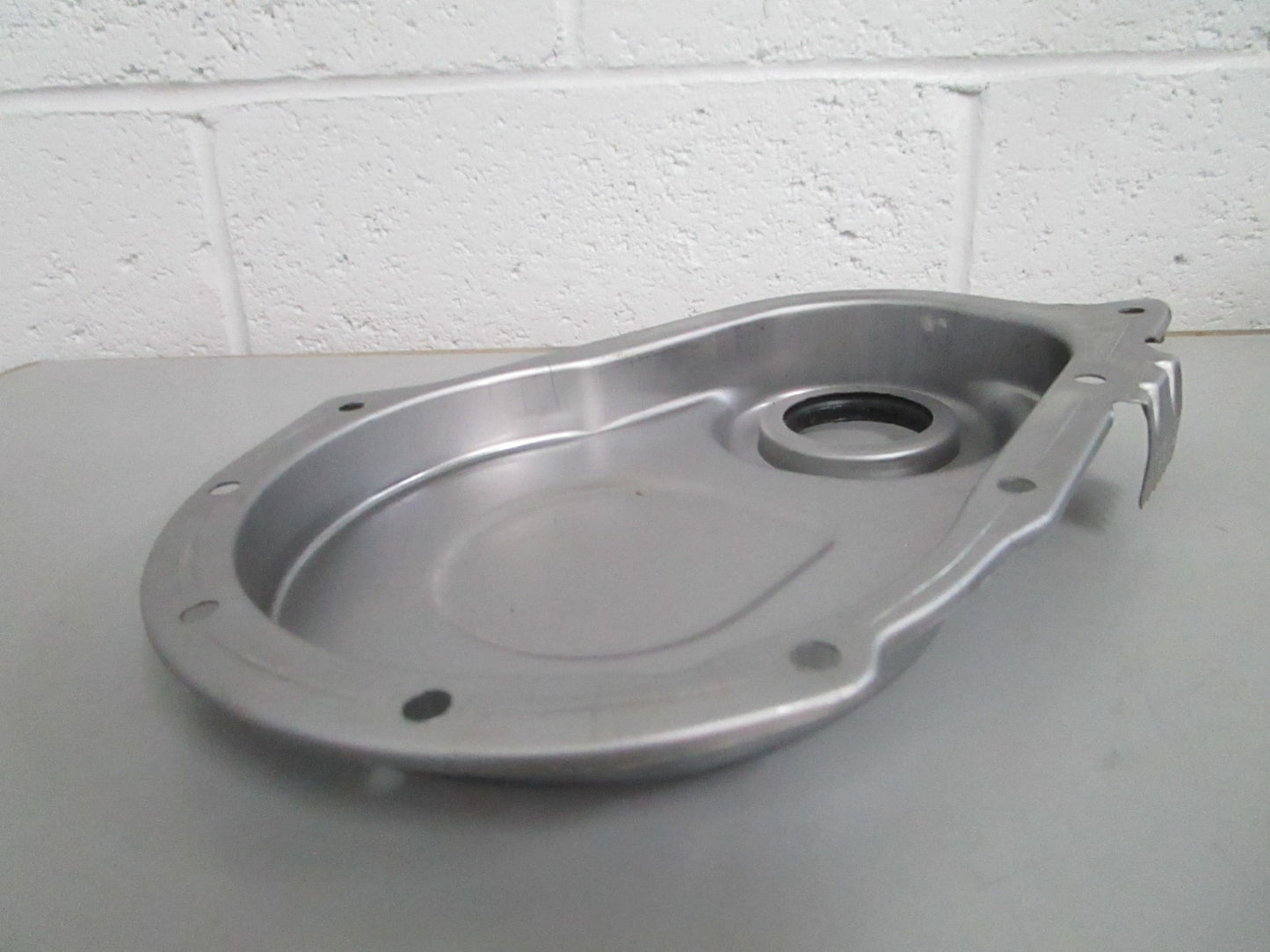 *NEW OEM* 0820 Volvo Penta Timing Gear Case 3853135