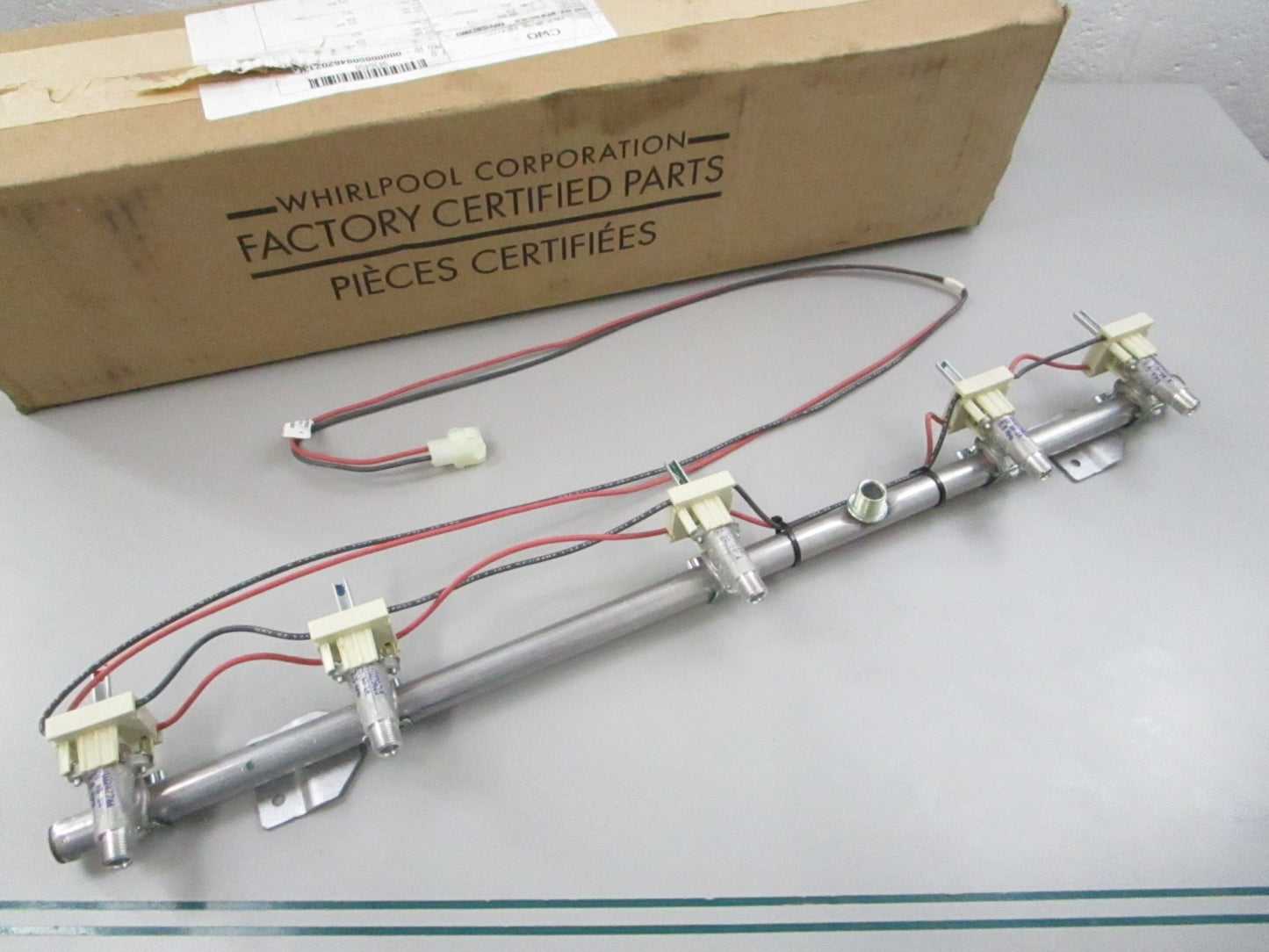 NEW OEM W10413870 WPW10413870 Whirlpool Manifold 0810