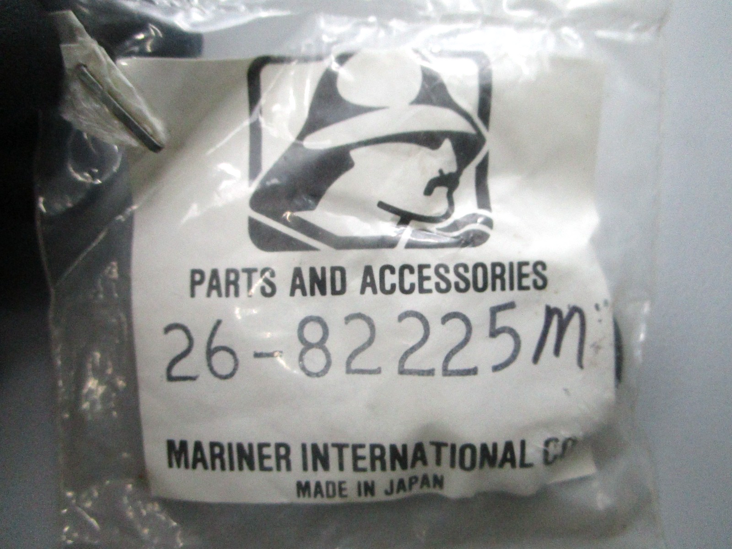 NEW OEM Mercury Quicksilver 26-82225M Oil Seal 0810
