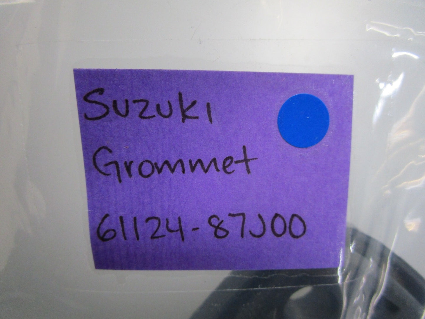*NEW OEM* 0810 Suzuki Grommet 61124-87J00