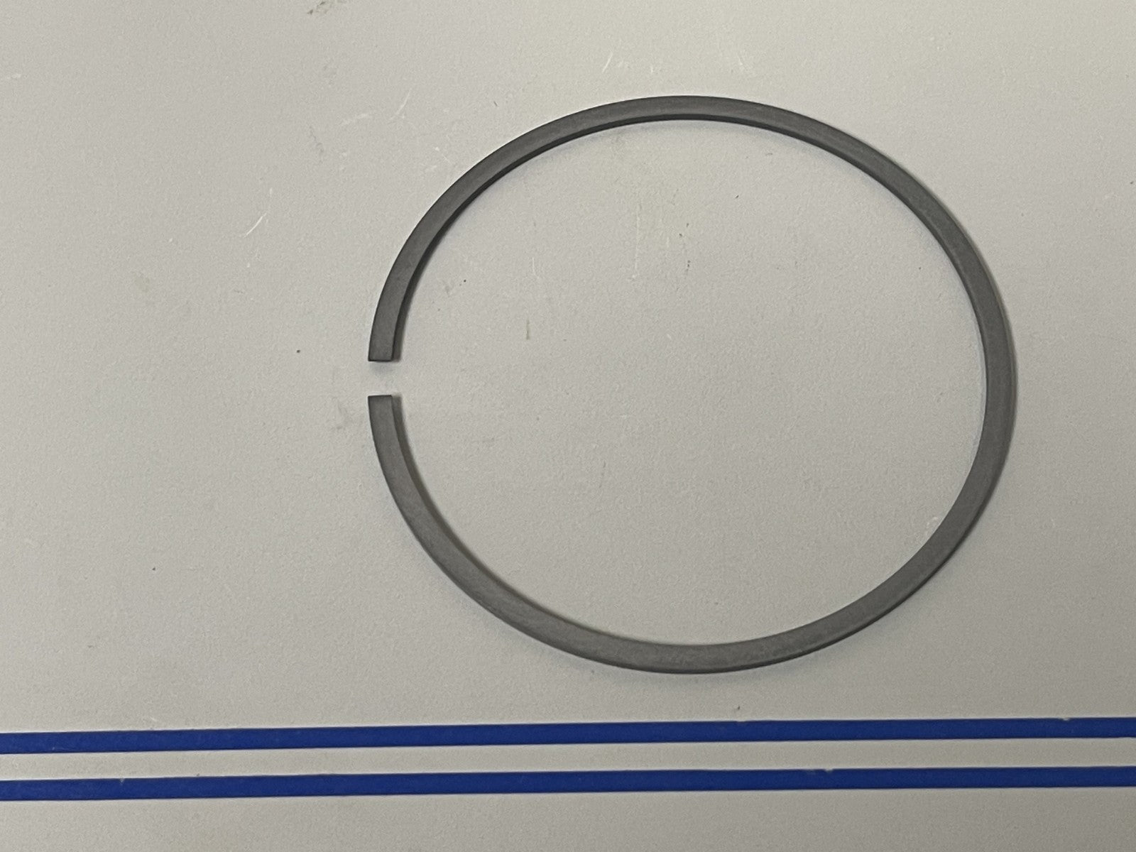 *NEW OEM* 0670 (LOT OF 2) OMC Johnson Evinrude Ring Set 436254