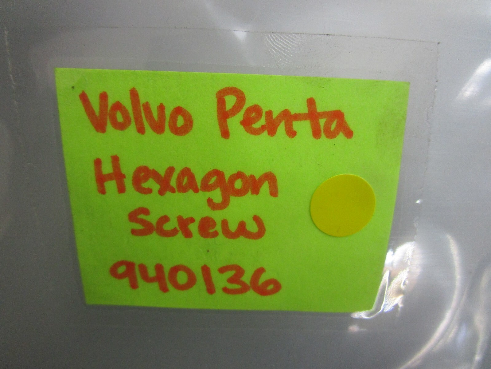 *NEW OEM* (LOT OF 2) 0810 Volvo Penta Hexagon Screw 940136