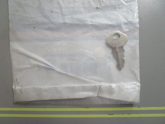 *NEW OEM* 0810 OMC Johnson Evinrude Ignition Key KF-76 501591 0501591