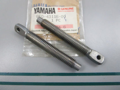 NEW OEM (LOT OF 2) 6E0-43116-00-00 Yamaha Clamp Screw 0810