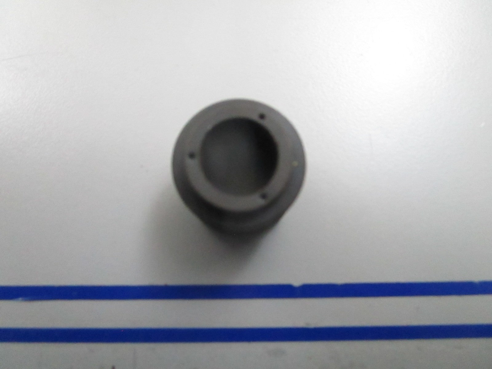 *NEW OEM* 0810 OMC Johnson Evinrude Grommet 314331 0314331