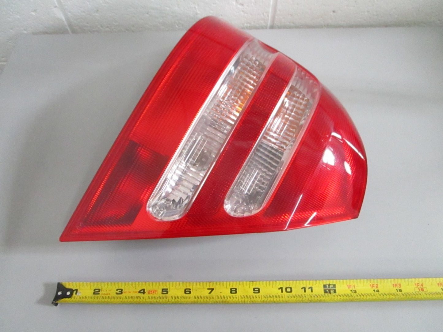 NEW OEM 2038200964 Mercedes-Benz ULO Left Tail Light 0820