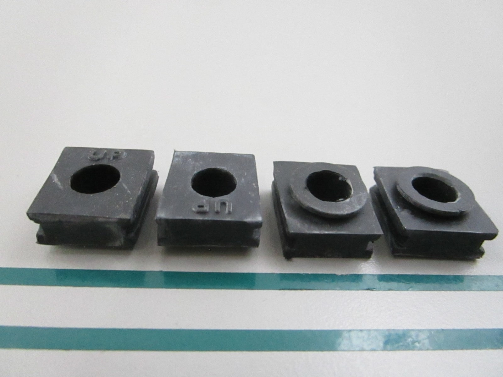 NEW OEM (LOT OF 4) 26-1080M Mercury Quicksilver Seal 0810