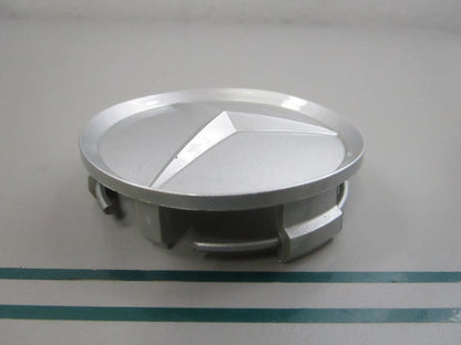NEW OEM 2014000425 Mercedes-Benz Wheel Center Cap 0810