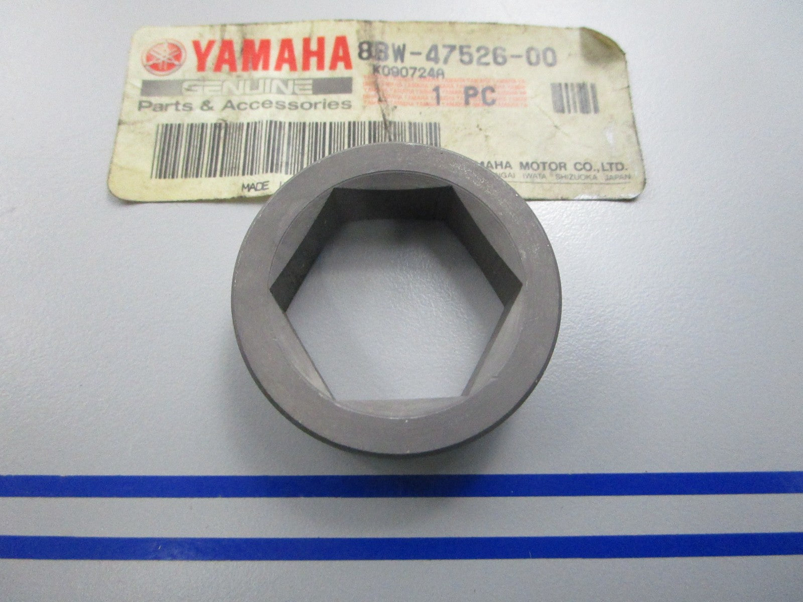 NEW OEM 8BW-47526-00-00 Yamaha Collar 0810