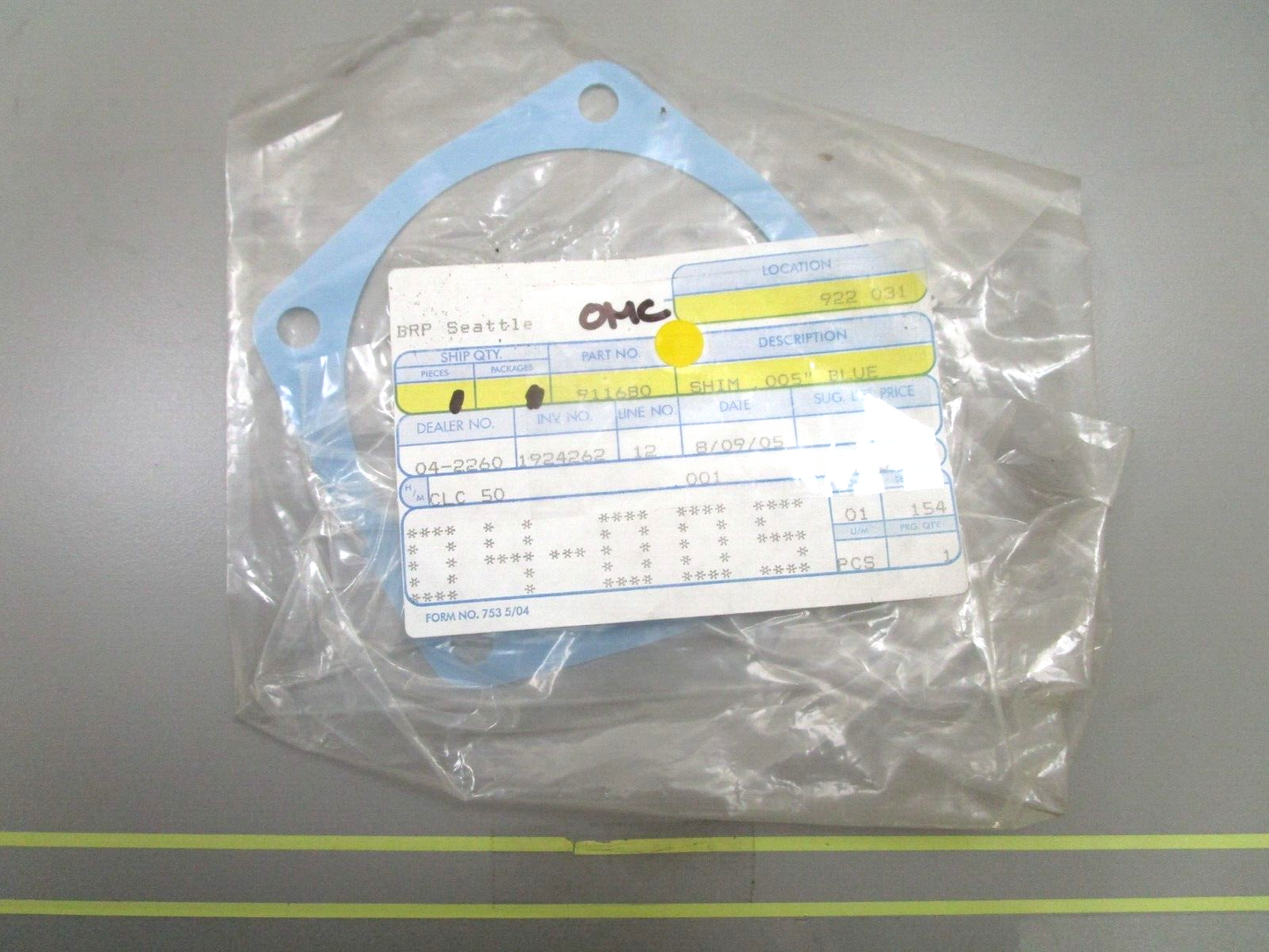 *NEW OEM* 0750 OMC Johnson Evinrude  SHIM  .005  BLUE 911680