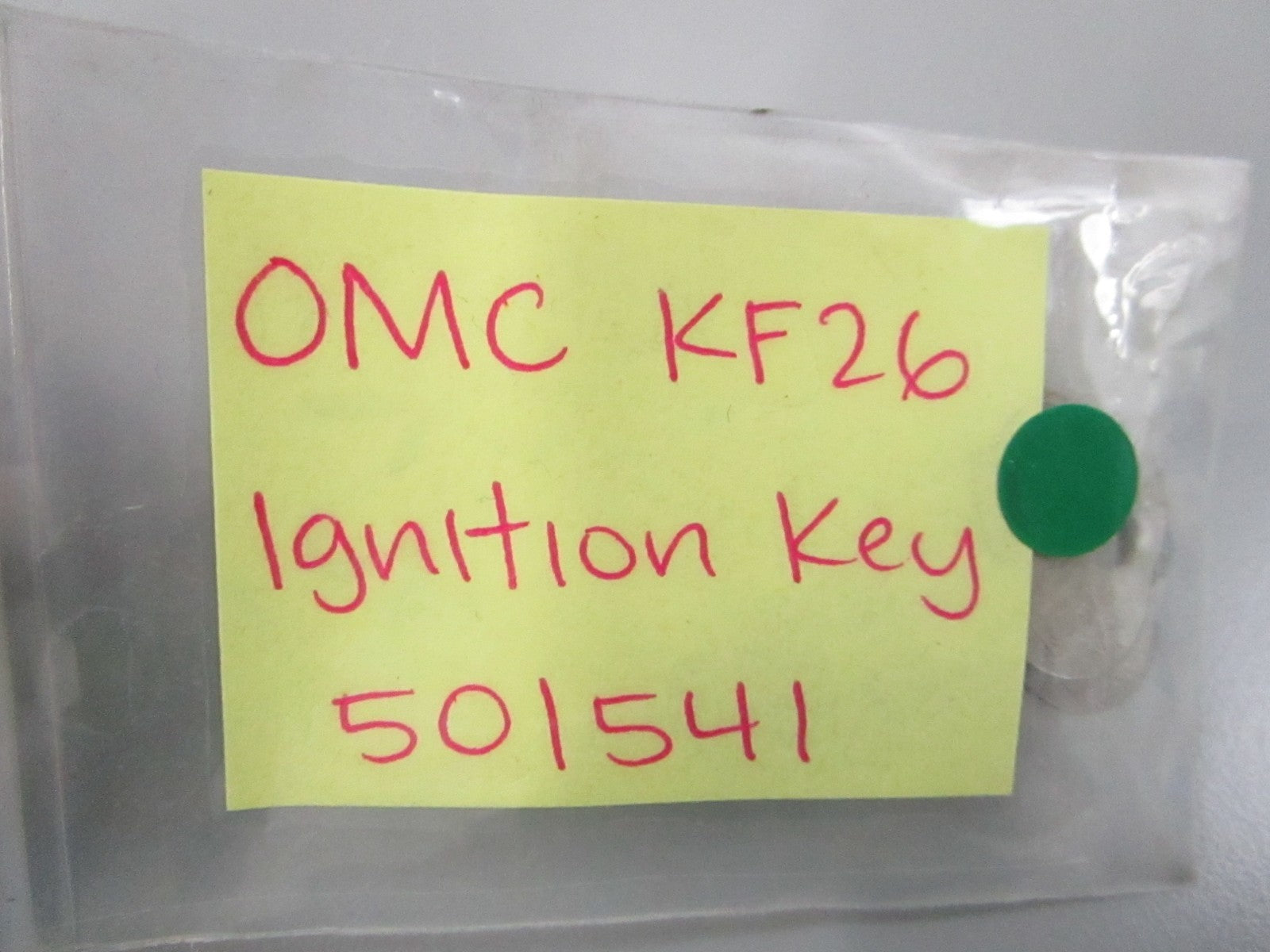 NEW OEM (LOT OF 2) 501541 0501541 OMC Johnson Evinrude KF26 Ignition Key 0810