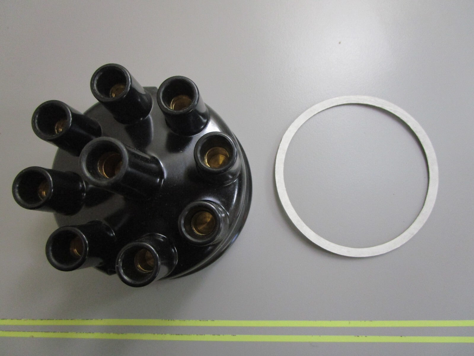 *NEW* 0820 Sierra Distributor Cap 18-5376 Replaces: 391-507Q1, 982209
