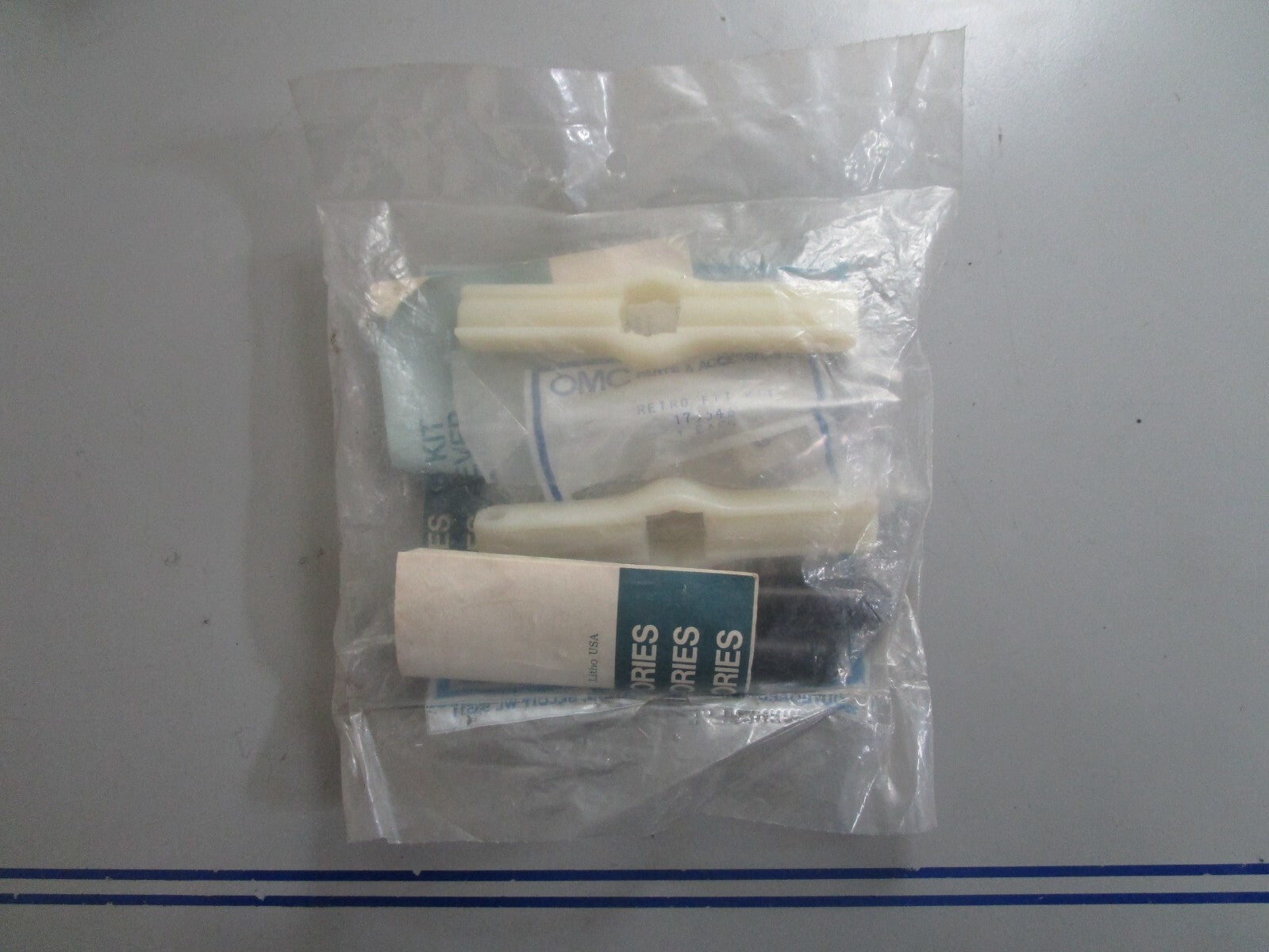 *NEW OEM* 0810 OMC Johnson Evinrude Retro Fit Kit 173546 0173546