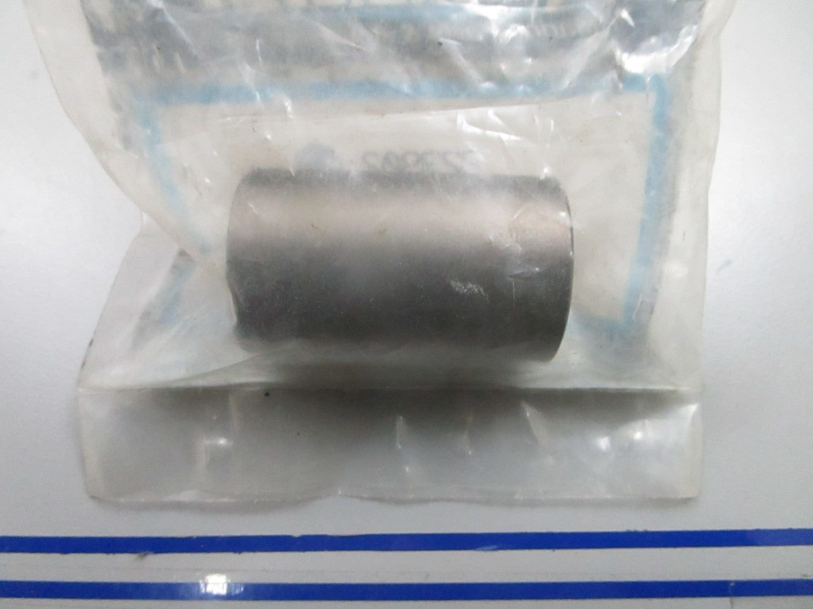 *NEW OEM* 0810 Mercury Quicksilver Coupling 823902