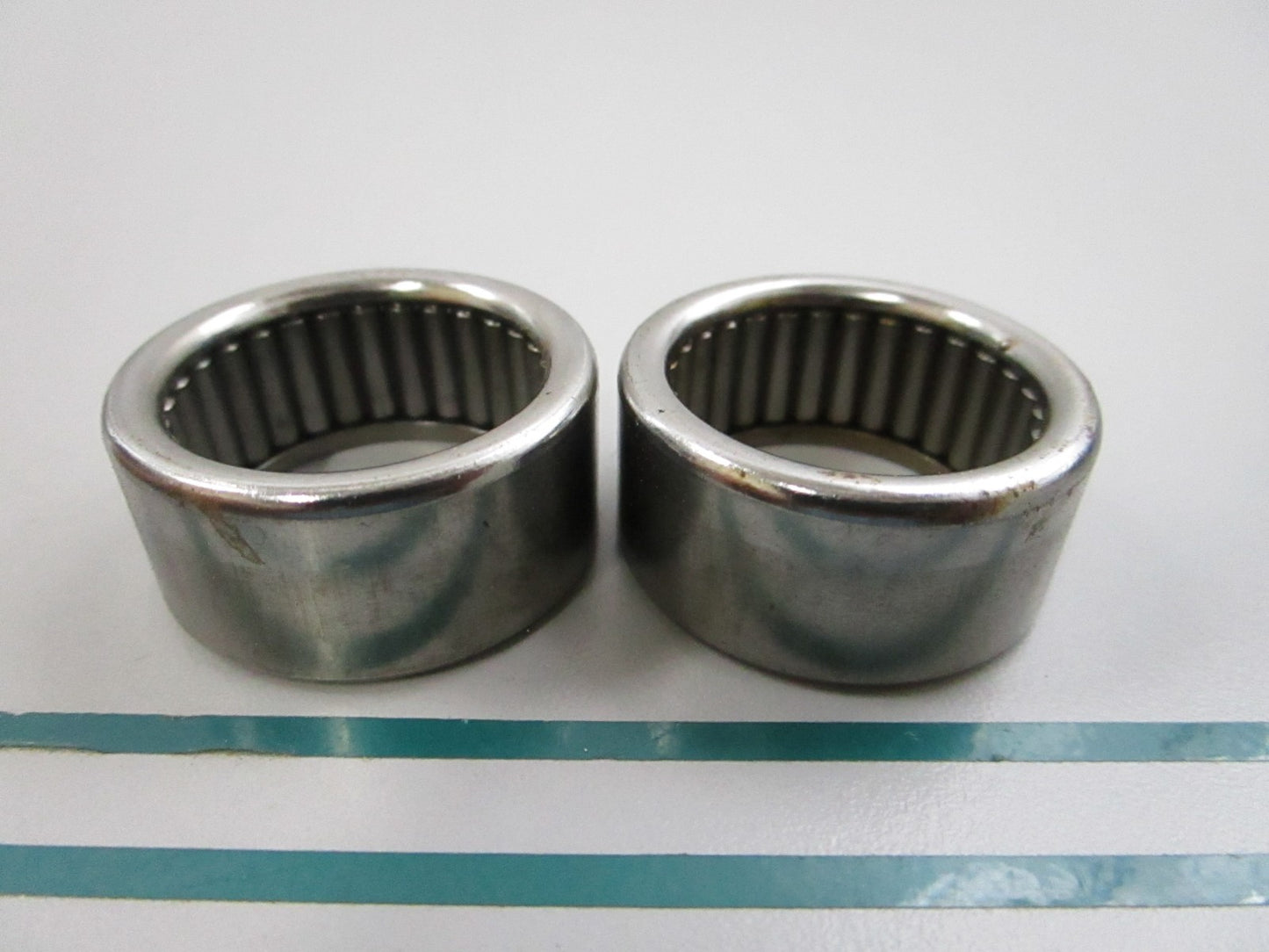 NEW OEM (LOT OF 2) 31-43999 Mercury Quicksilver Roller Bearing 0810