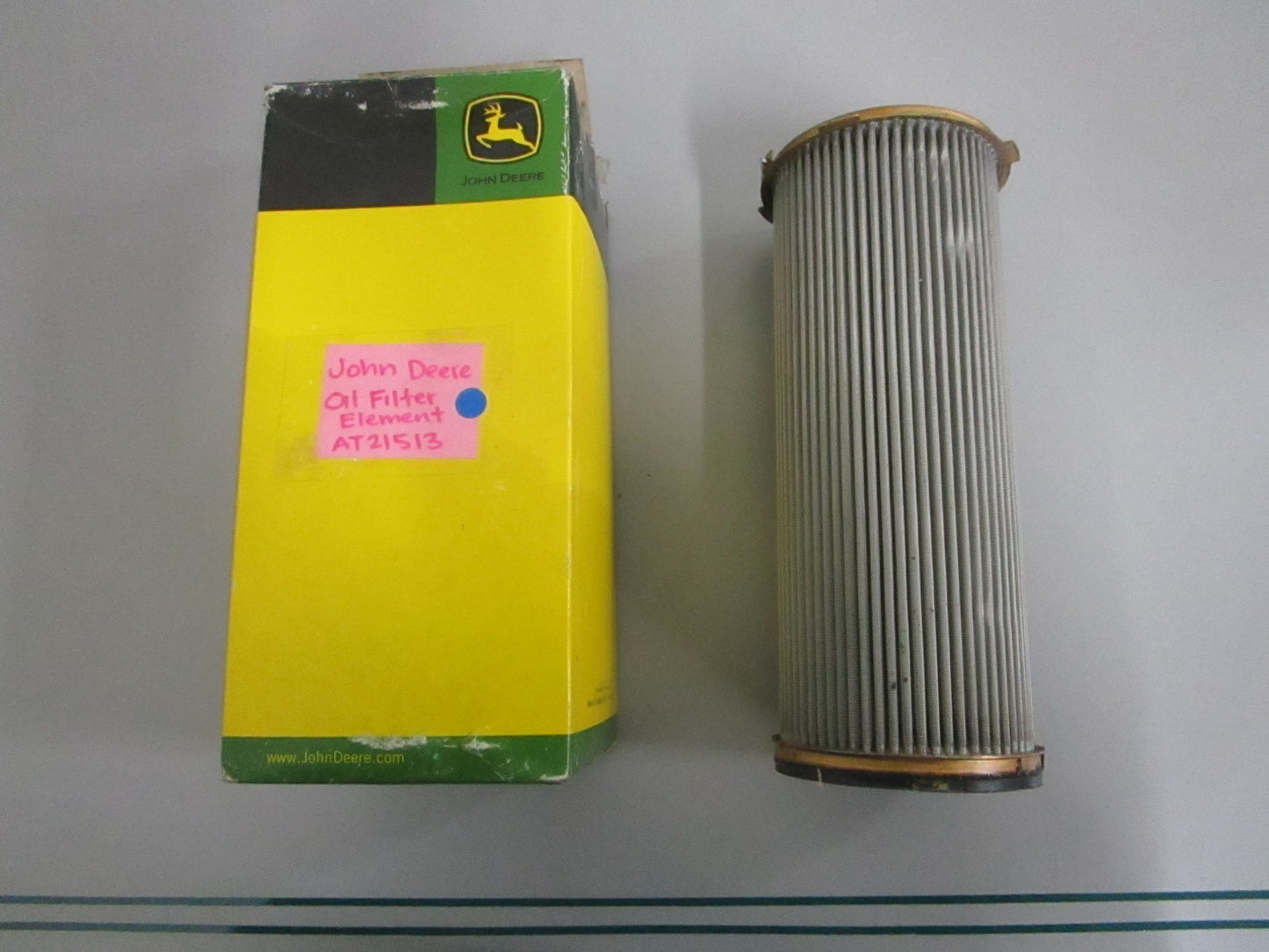 NEW OEM AT21513 John Deere Oil Filter Element 0820