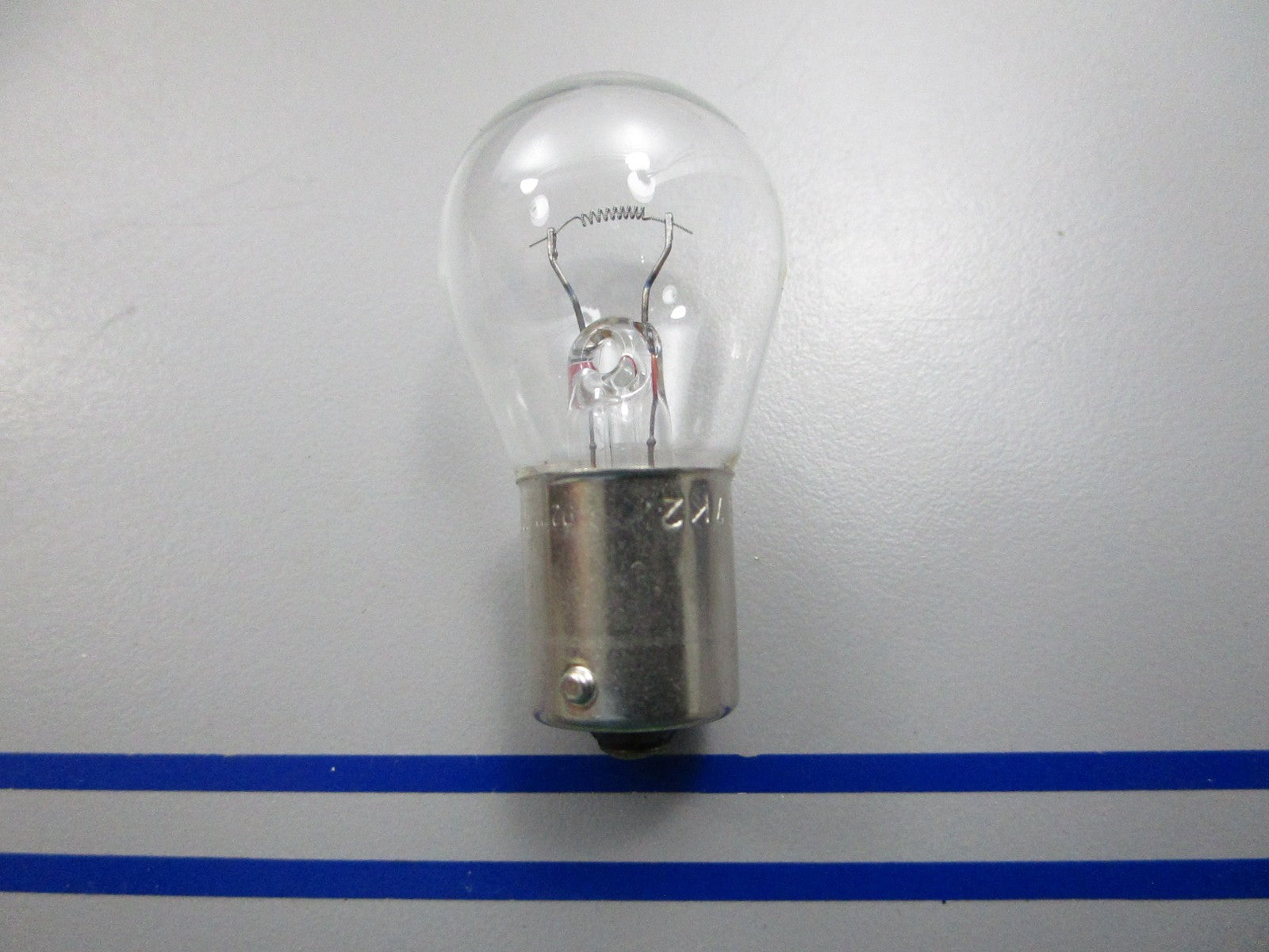 NEW OEM 57M7022 John Deere Light Bulb 0810