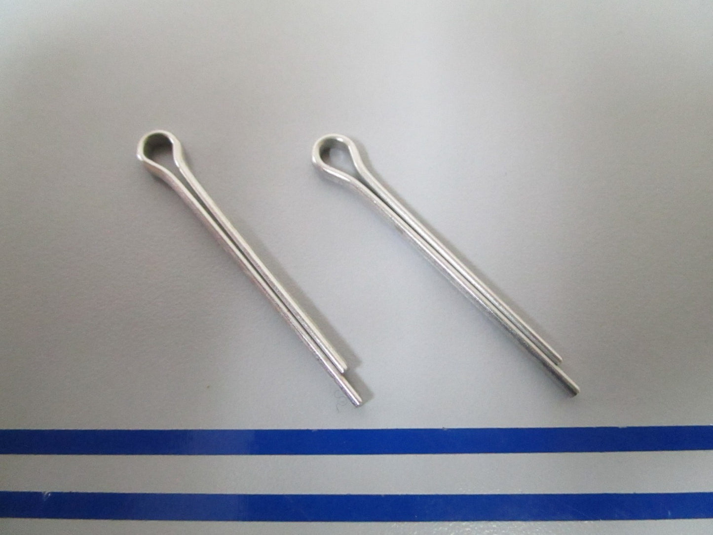 NEW OEM (LOT OF 2) 306394 0306394 OMC Johnson Evinrude Cotter Pin 0810