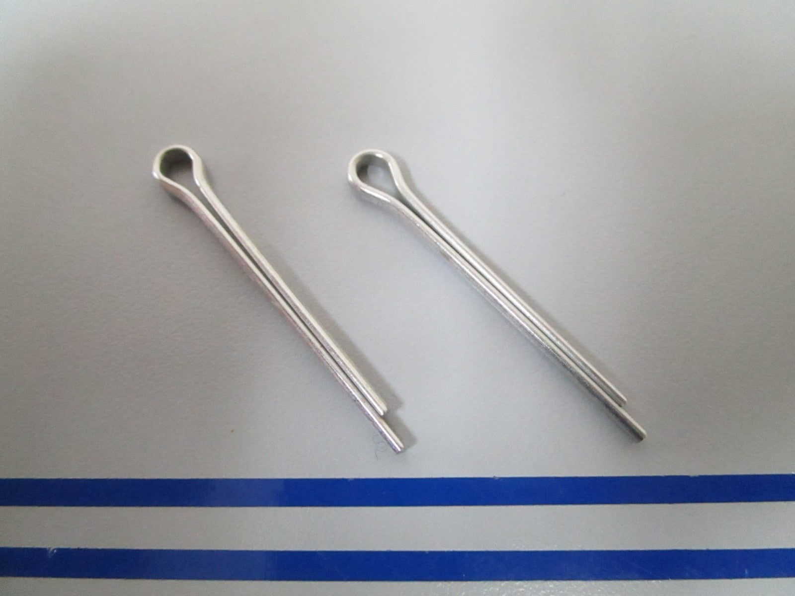 NEW OEM (LOT OF 2) 306394 0306394 OMC Johnson Evinrude Cotter Pin 0810
