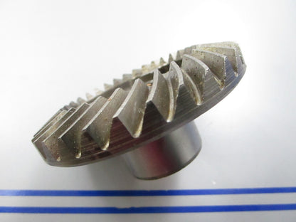 *NEW OEM* 0810 OMC Johnson Evinrude 32T Gear 385765 0385765