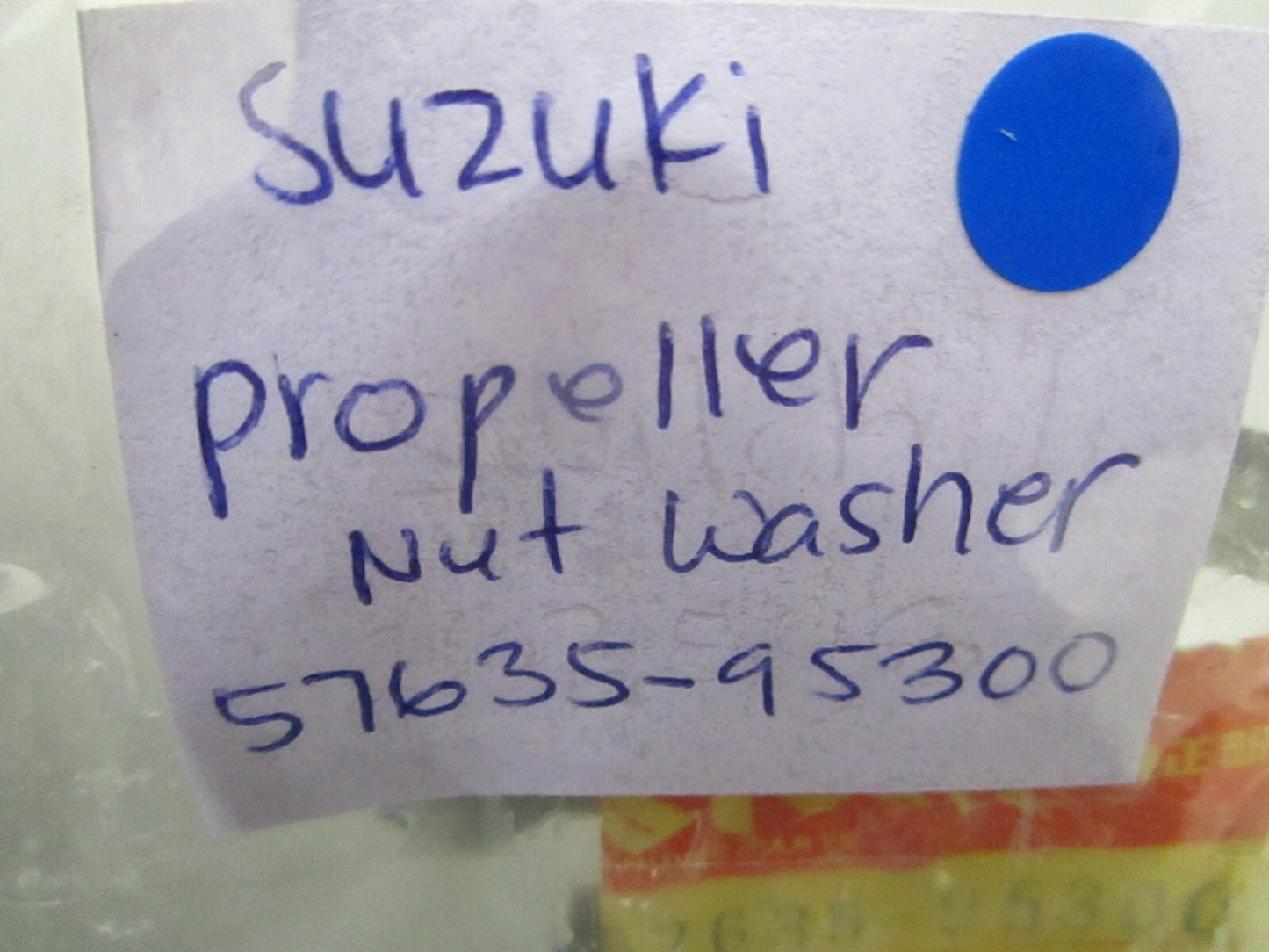 *NEW OEM* 0810 Suzuki Propeller Nut Washer 57635-95300