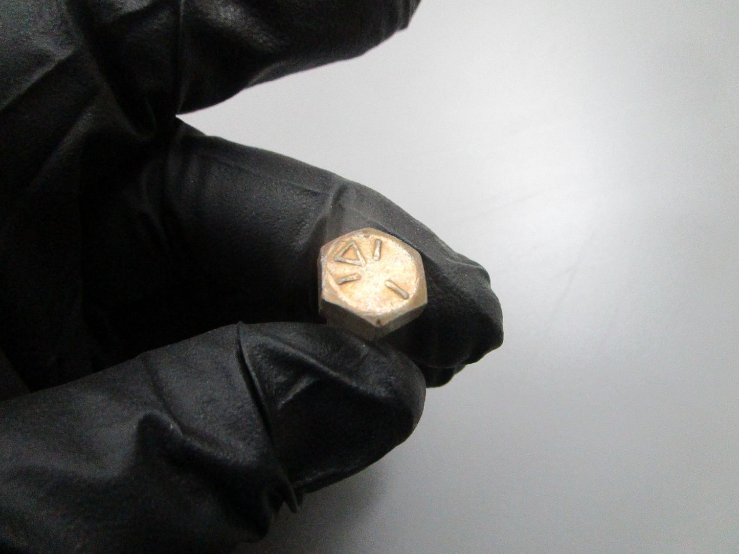 *NEW OEM* 0810 Mercury Quicksilver Screw 10-19921138