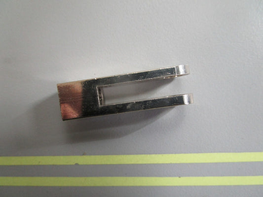 *NEW OEM* 0810 Volvo Penta Fork 3852328