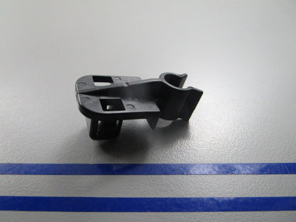 NEW OEM 90464-07M50 Yamaha Clamp 0810