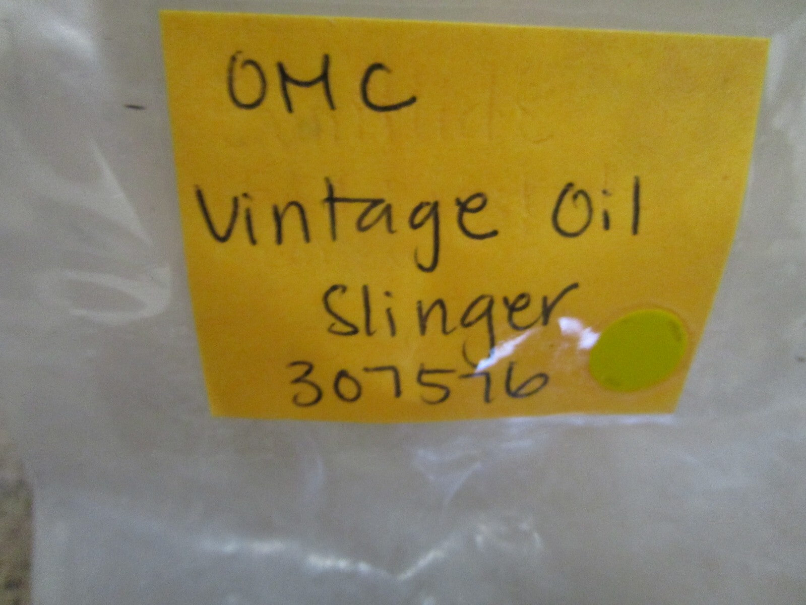 *NEW OEM* (LOT OF 2) 0750 OMC Johnson Evinrude VINTAGE OIL SLINGER 0307576
