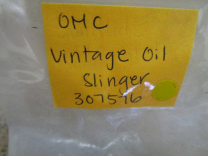 *NEW OEM* (LOT OF 2) 0750 OMC Johnson Evinrude VINTAGE OIL SLINGER 0307576