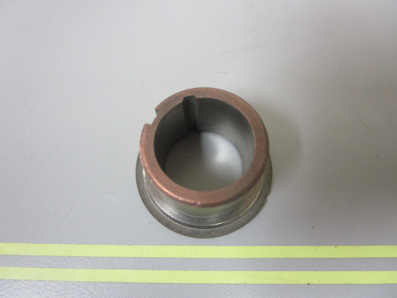 *NEW OEM* 0810 OMC Johnson Evinrude Front Gear Bearing 303380 0303380
