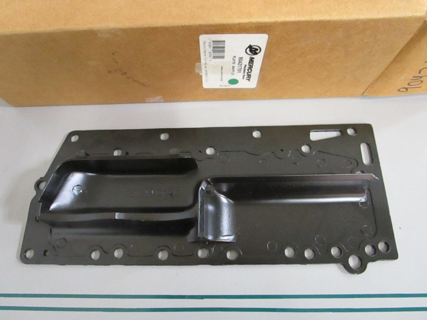 NEW OEM 90421T01 Mercury Quicksilver Baffle Plate 0820