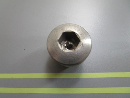 *NEW OEM* 0810 Volvo Penta Oil Plug 814179