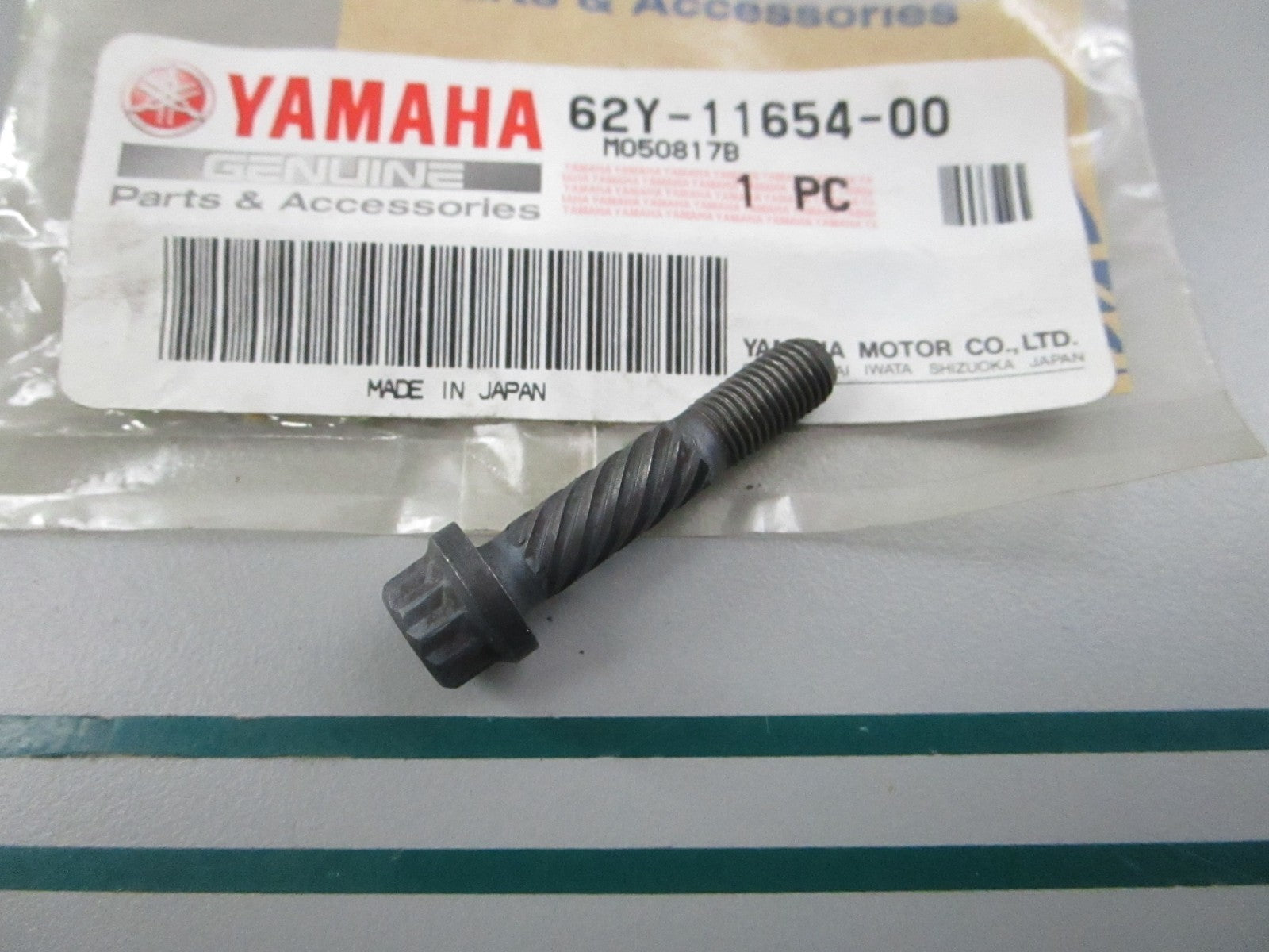 NEW OEM 62Y-11654-00-00 Yamaha Connecting Rod Bolt 0810