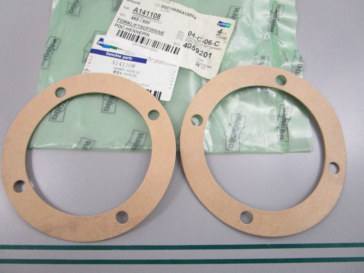 NEW OEM (LOT OF 2) A141108 Doosan Packing Gasket 0810
