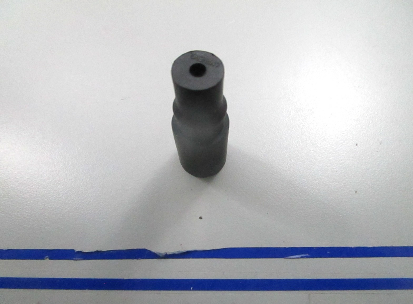 *NEW OEM* 0810 OMC Johnson Evinrude Connector 513357 0513357