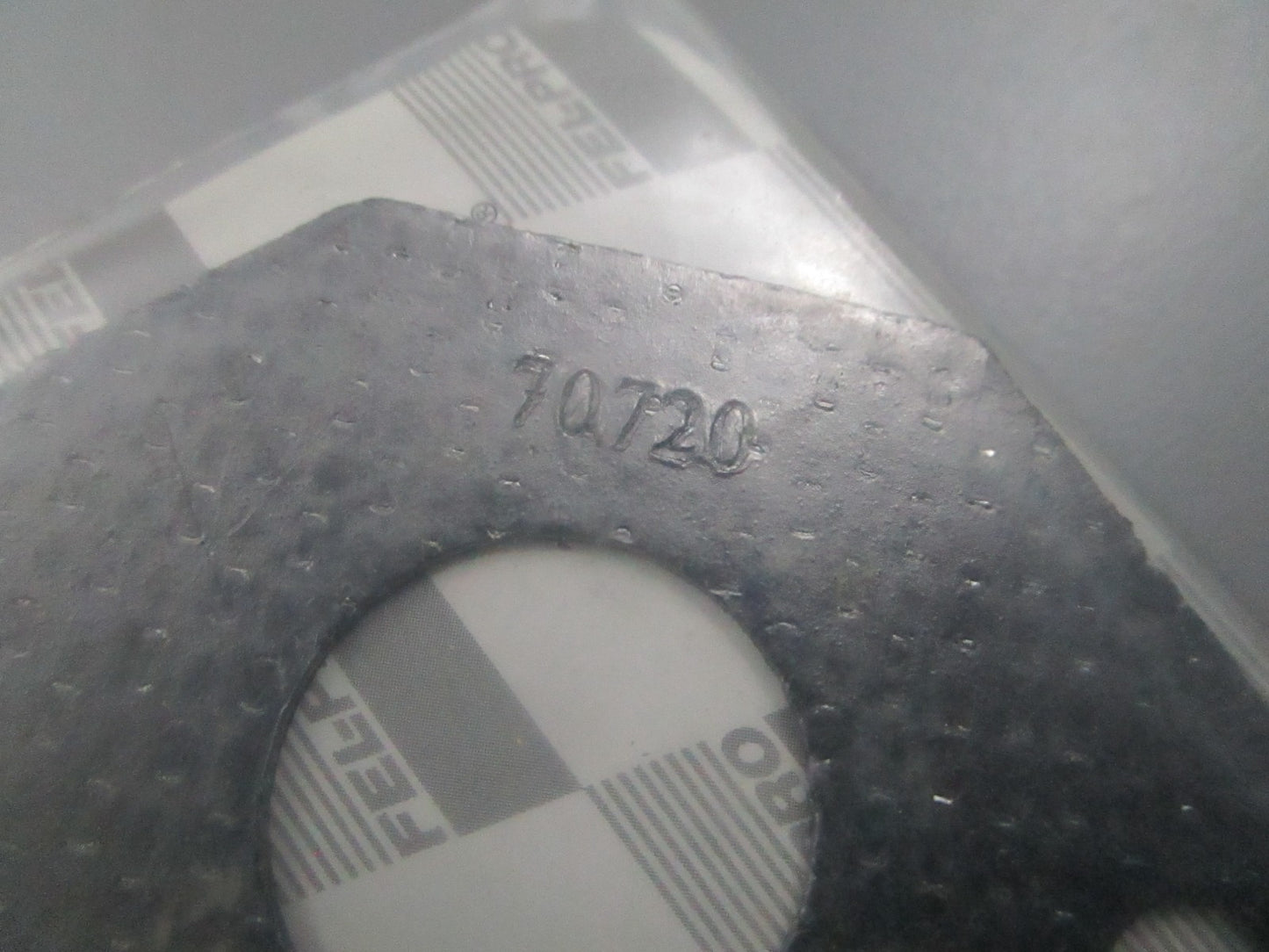 *NEW* 0810 Fel-Pro EGR Gasket 70720