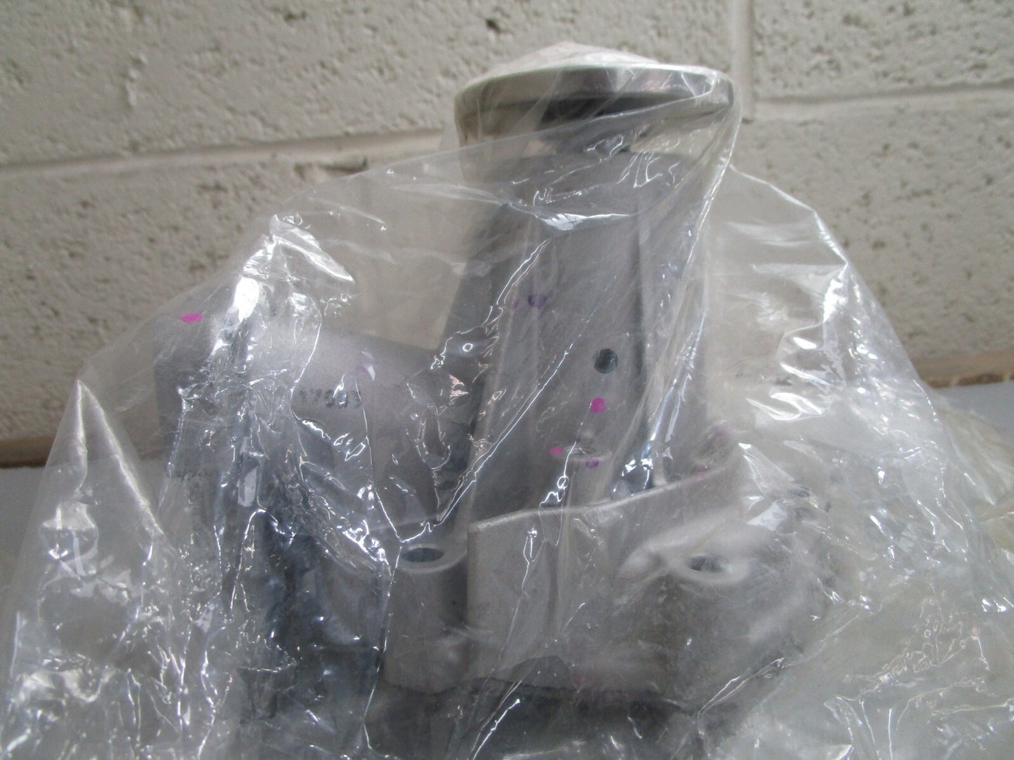 *NEW OEM* 0820 Generac 2.6L Water Pump 0F17040395