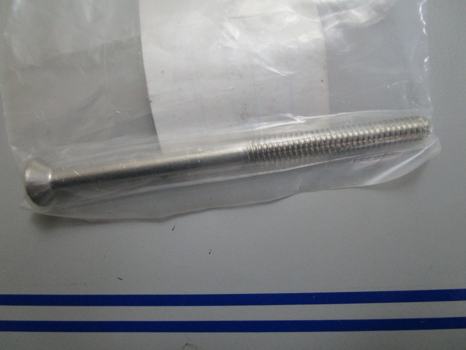 *NEW OEM* 0720 Volvo Penta Screw 854661