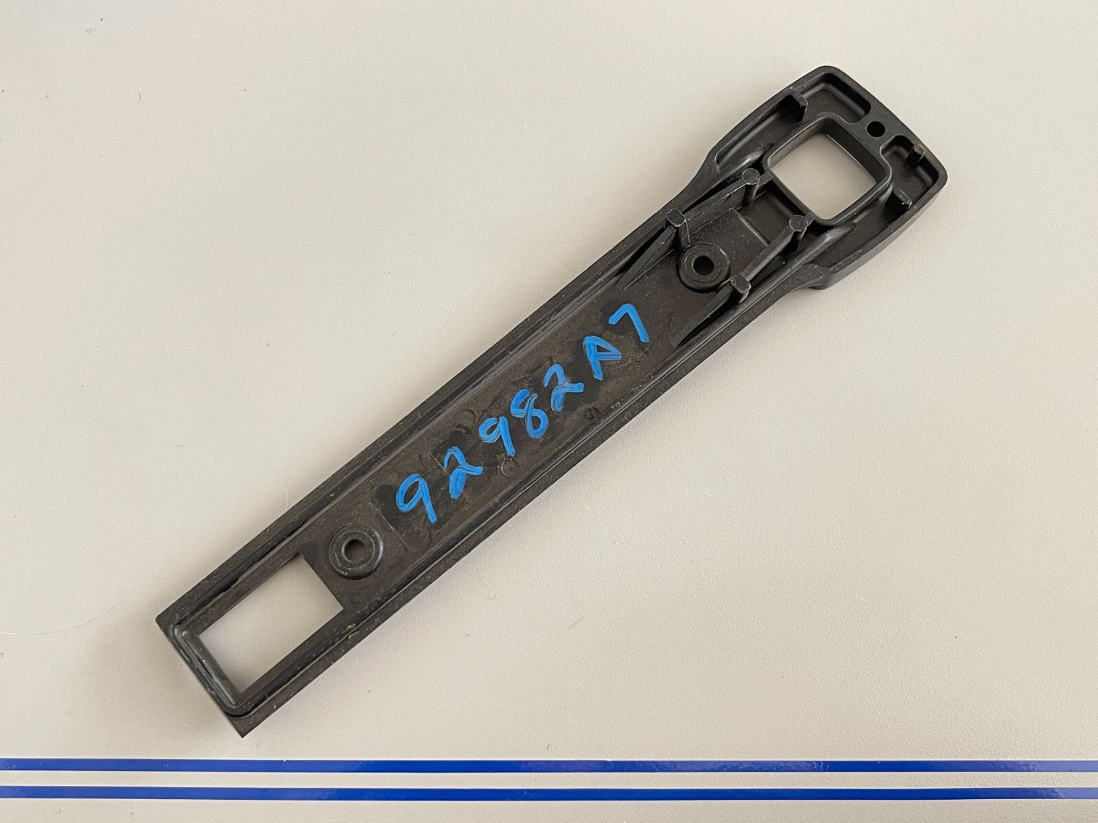 *NEW OEM* 0810 Mercury Quicksilver Handle Cover 92982A7